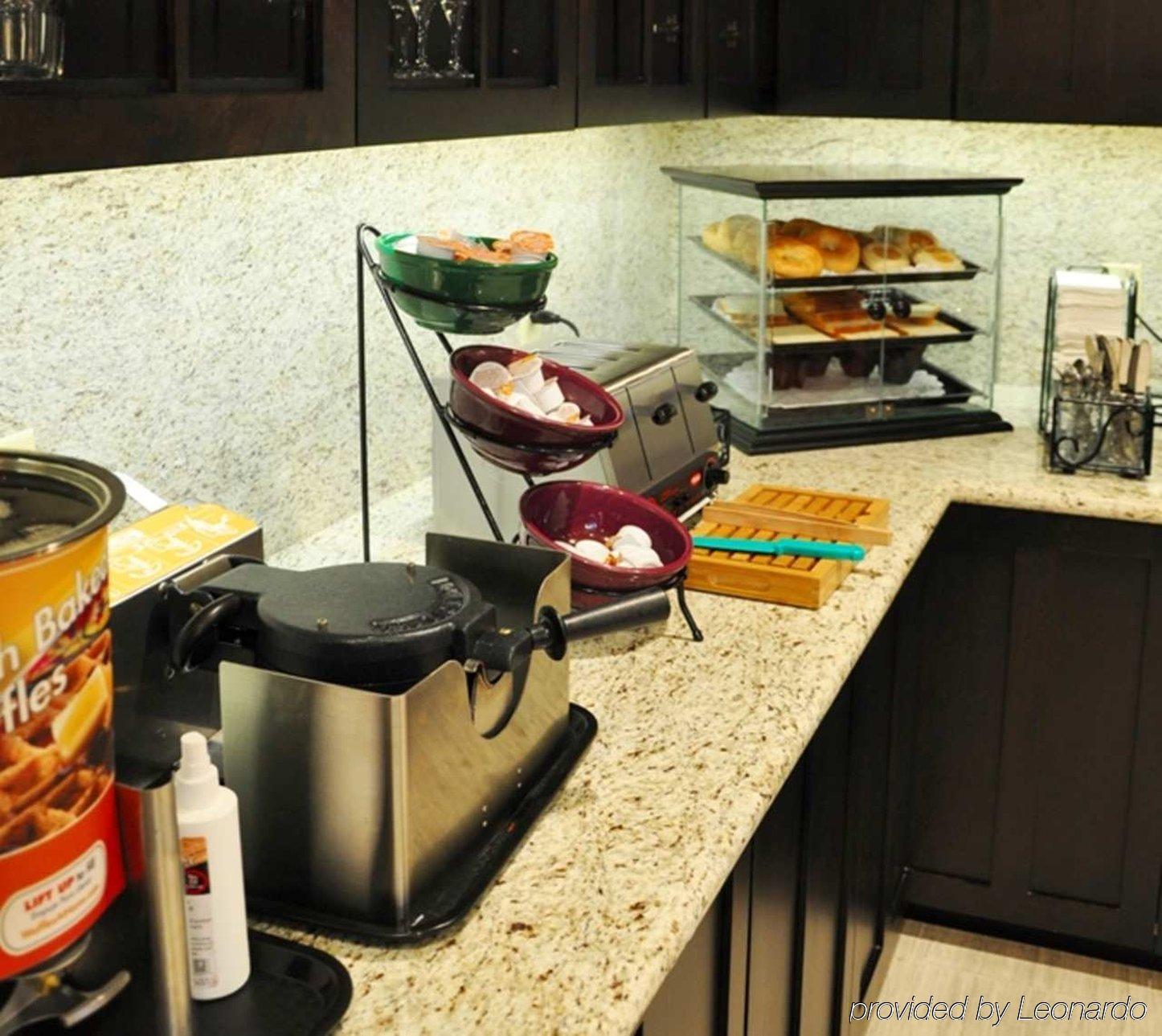 Homewood Suites - Doylestown Warrington Restoran gambar